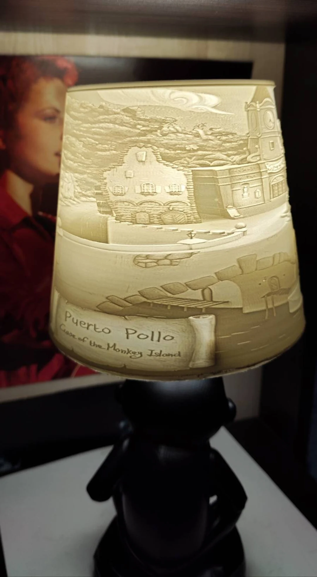 Lampada con il panorama di Puerto Pollo